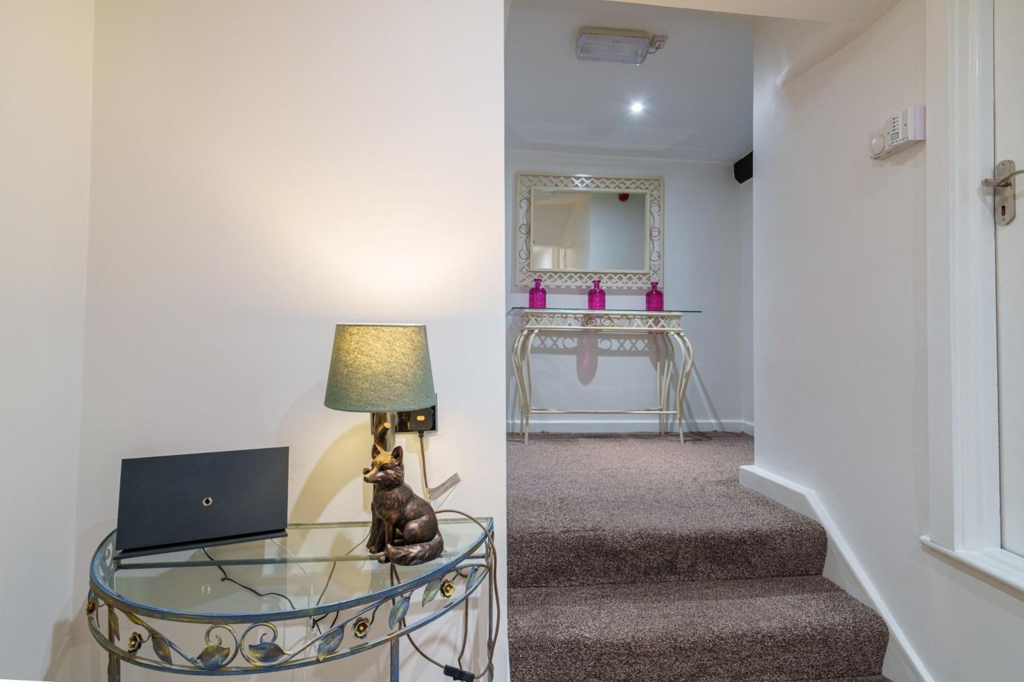 Library View Apartment Kendal Extérieur photo